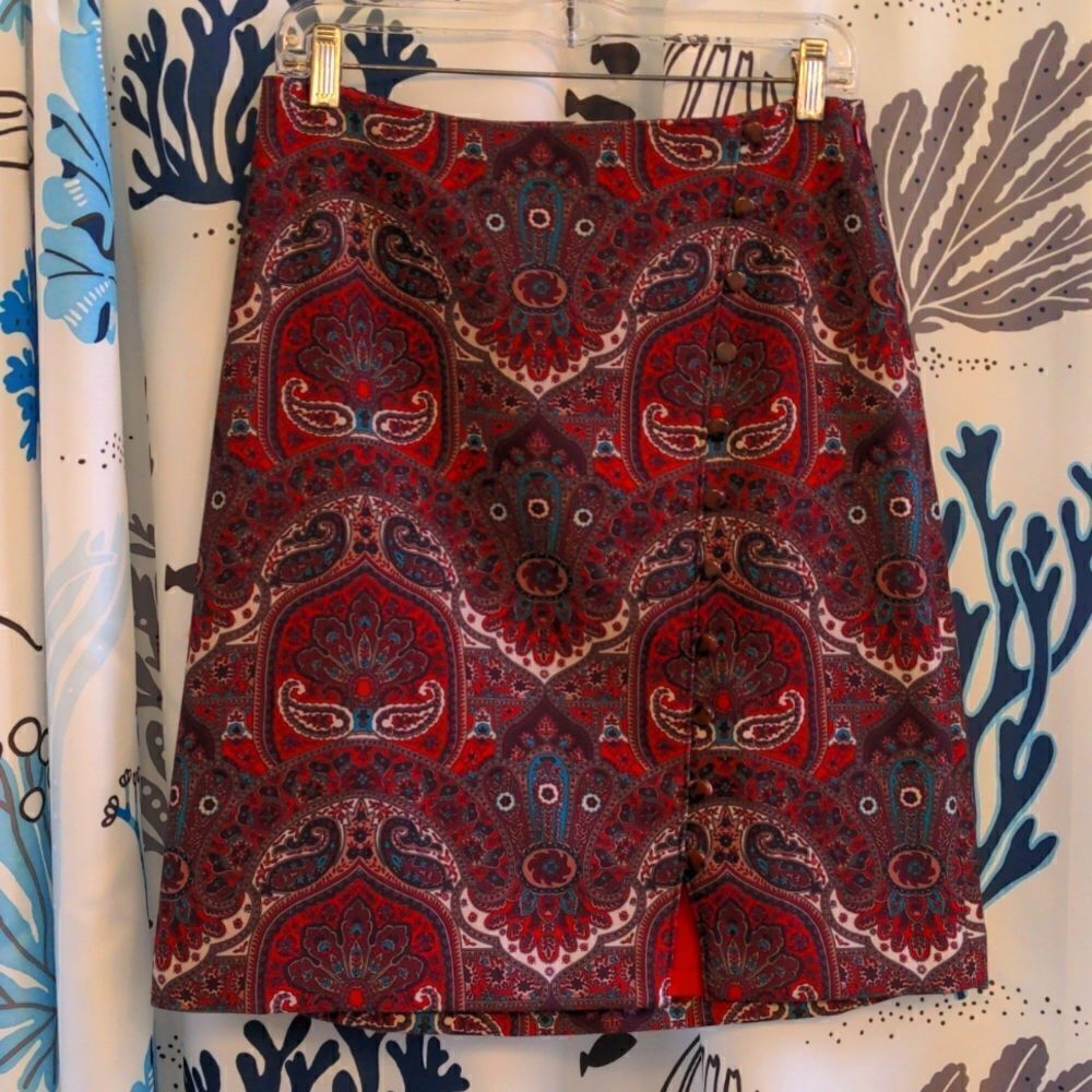 NWOT Talbot's Red + Teal Opulent Paisley Faux Wrap Side Button Skirt Sz 8P